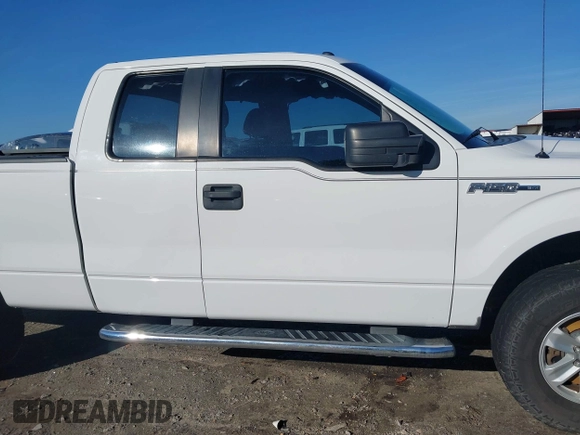 2014 Ford F-150 XL with VIN 1FTFX1EF1EFB73703, listed as a IAAI auction lot 41576855 with 122,721 mi miles. Bid and sale history available at carsss.com. Image 13.