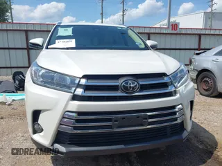 2017 Toyota Highlander Limited with VIN 5TDYZRFH4HS230188, listed as a IAAI auction lot 42382821 with 58,655 mi miles and . Bid and sale history available at DreamBid. Image 13.