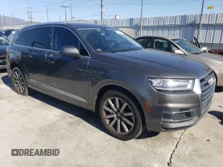 2019 Audi Q7 Premium with VIN WA1AHAF77KD038547, listed as a Copart auction lot 49348855 with 82,317 mi miles and Salvage title. Bid and sale history available at DreamBid. Image 4.