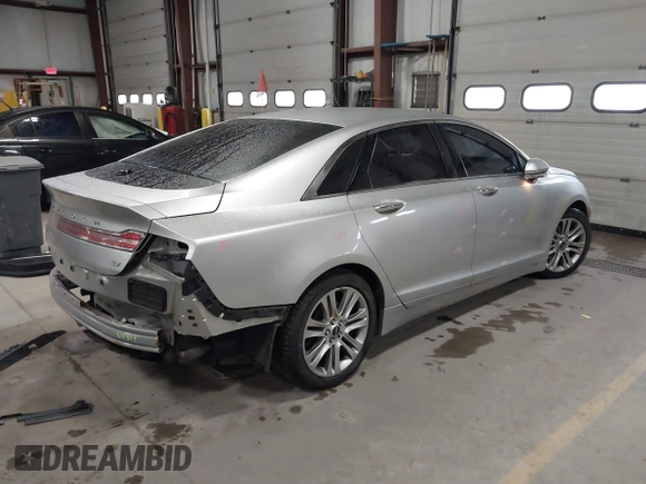 2014 Lincoln MKZ with VIN 3LN6L2GK5ER808254, listed as a IAAI auction lot 41564328 with 107,019 mi miles. Bid and sale history available at carsss.com. Image 4.