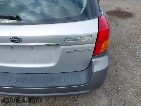 2006 Subaru Legacy Outback z VIN 4S4BP61CX67348917, wystawiony jako IAAI lot #42478619 z przebiegiem 245 538 mil mil oraz . Historia ofert i sprzedaży dostępna na DreamBid. Obrazek 13.