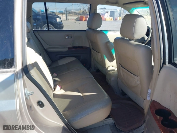 2005 Toyota Highlander with VIN JTEDP21A650067916, listed as a IAAI auction lot 41344358 with 1 mi miles. Bid and sale history available at carsss.com. Image 8.