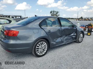 2014 Volkswagen Jetta TDI w/Premium with VIN 3VWLL7AJ7EM436916, listed as a Copart auction lot 58238385 with 103,265 mi miles and Salvage title. Bid and sale history available at DreamBid. Image 3.