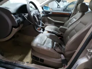2000 Audi A6 z VIN WAUEH24B8YN012379, wystawiony jako Copart lot #42292685 z przebiegiem 62 112 mil mil oraz Czysty tytuł • Clean title. Historia ofert i sprzedaży dostępna na DreamBid. Obrazek 7.
