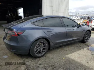 2023 Tesla Model 3 z VIN 5YJ3E1EA7PF695756, wystawiony jako Copart lot #44460865 z przebiegiem 24 033 mil mil oraz Szkoda całkowita • Salvage title. Historia ofert i sprzedaży dostępna na DreamBid. Obrazek 3.