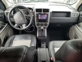 2007 Jeep Patriot Limited с VIN 1J8FF48W07D322321, выставлен на аукционе Copart как лот 45244725 с пробегом 151 451 миль миль и Списание • Salvage title. История ставок и продаж доступна на DreamBid. Изображение 8.