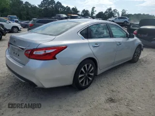 2017 Nissan Altima SR z VIN 1N4AL3AP1HC126537, wystawiony jako Copart lot #56044555 z przebiegiem 125 213 mil mil oraz Czysty tytuł • Clean title. Historia ofert i sprzedaży dostępna na DreamBid. Obrazek 3.