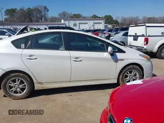 2011 Toyota Prius I with VIN JTDKN3DU9B0287236, listed as a IAAI auction lot 41607824 with 211,584 mi miles and . Bid and sale history available at DreamBid. Image 13.
