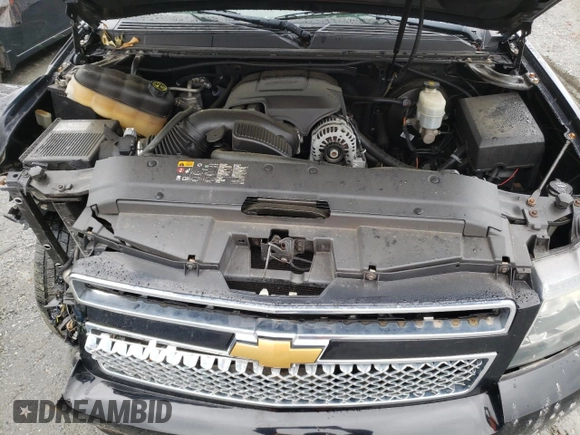 2013 Chevrolet Avalanche LTZ z VIN 3GNMCGE04DG340593, wystawiony jako Copart lot #57984385 z przebiegiem 169 702 mil mil oraz Szkoda całkowita • Salvage title. Historia ofert i sprzedaży dostępna na DreamBid. Obrazek 11.