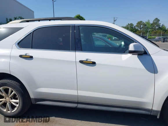 2017 Chevrolet Equinox LT with VIN 2GNFLFE3XH6253795, listed as a IAAI auction lot 42047983 with 275,908 mi miles and . Bid and sale history available at carsss.com. Image 13.