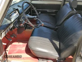 1972 FIAT 124 Spider z VIN 124AF11153835, wystawiony jako Copart lot #51018545 z przebiegiem 58 389 mil mil oraz Szkoda całkowita • Salvage title. Historia ofert i sprzedaży dostępna na DreamBid. Obrazek 7.
