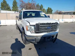 2014 Ford F-150 XL with VIN 1FTNF1CF7EKD17361, listed as a IAAI auction lot 41354725 with 343,927 mi miles. Bid and sale history available at carsss.com. Image 1.
