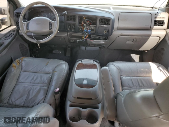 2000 Ford Excursion Limited с VIN 1FMNU42S7YED18014, выставлен на аукционе Copart как лот 52730495 с пробегом 153 596 миль миль и Списание • Salvage title. История ставок и продаж доступна на DreamBid. Изображение 8.