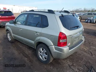 2007 Hyundai Tucson SE with VIN KM8JN12D47U485334, listed as a IAAI auction lot 41777257 with 107,969 mi miles. Bid and sale history available at carsss.com. Image 3.
