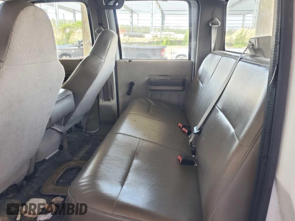 2008 Ford F-250 XL with VIN 1FTSW21558EB52531, listed as a IAAI auction lot 42832759 with 120,443 mi miles and . Bid and sale history available at DreamBid. Image 24.