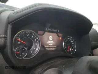 2019 Ram 2500 z VIN 3C6UR5KJ0KG571309, wystawiony jako Copart lot #86151134 z przebiegiem 76 444 mil mil oraz Szkoda całkowita • Salvage title. Historia ofert i sprzedaży dostępna na DreamBid. Obrazek 9.