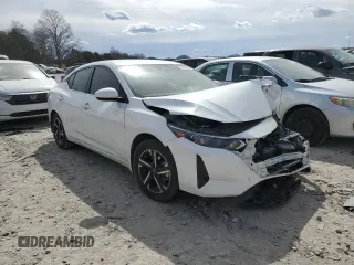 2024 Nissan Sentra SV z VIN 3N1AB8CV4RY204911, wystawiony jako Copart lot #47133605 z przebiegiem 17 207 mil mil oraz Szkoda całkowita • Salvage title. Historia ofert i sprzedaży dostępna na DreamBid. Obrazek 4.