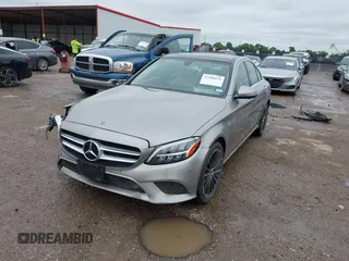2019 Mercedes-Benz C 300 с VIN 55SWF8DBXKU315975, выставлен на аукционе IAAI как лот 42186624 с пробегом 32 459 миль миль и . История ставок и продаж доступна на DreamBid. Изображение 17.