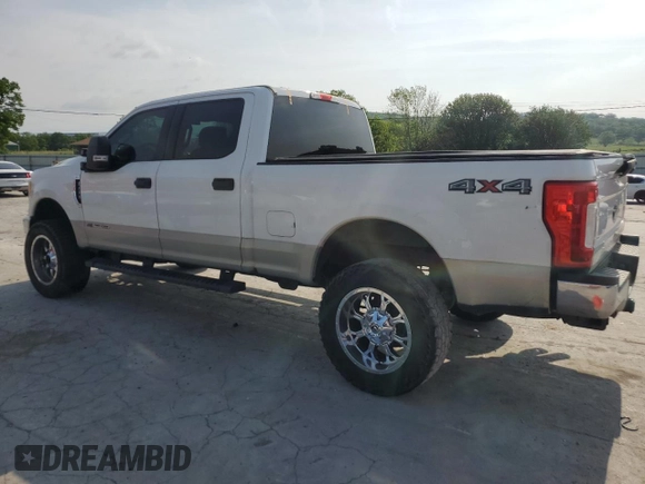 2017 Ford F-250 Lariat z VIN 1FT7W2BT5HEE85024, wystawiony jako Copart lot #53636085 z przebiegiem 137 391 mil mil oraz Szkoda całkowita • Salvage title. Historia ofert i sprzedaży dostępna na DreamBid. Obrazek 2.