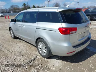 2015 Kia Sedona EX with VIN KNDMC5C11F6034996, listed as a IAAI auction lot 41861066 with 95,506 mi miles. Bid and sale history available at carsss.com. Image 3.