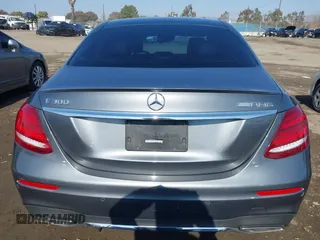2018 Mercedes-Benz E-Class E 300 with VIN WDDZF4JB0JA293915, listed as a IAAI auction lot 41425810 with 100,232 mi miles. Bid and sale history available at carsss.com. Image 16.