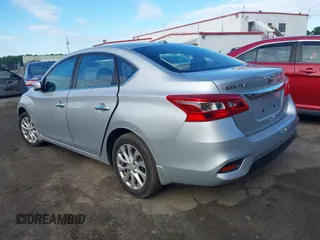 2017 Nissan Sentra SR z VIN 3N1AB7AP6HY367346, wystawiony jako IAAI lot #42348441 z przebiegiem 132 972 mil mil oraz . Historia ofert i sprzedaży dostępna na DreamBid. Obrazek 3.