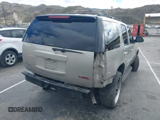 2013 GMC Yukon SLT with VIN 1GKS1CE01DR133369, listed as a IAAI auction lot 41798628 with 1 mi miles. Bid and sale history available at carsss.com. Image 4.