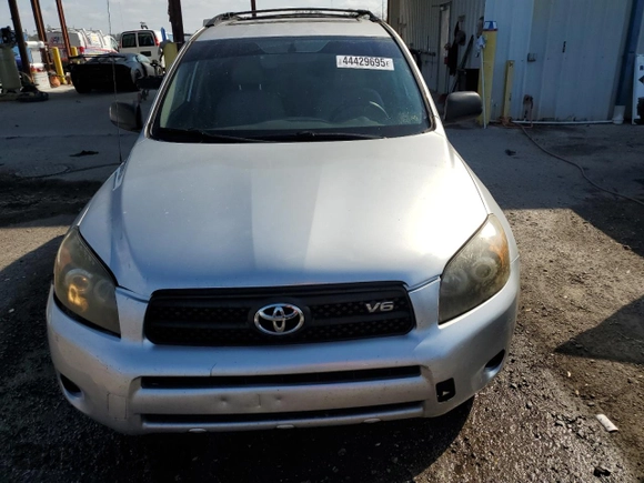 2008 Toyota RAV4 with VIN JTMZK33V386012310, listed as a Copart auction lot 44429695 with 190,805 mi miles and Salvage Title. Bid and sale history available at carsss.com. Image 5.
