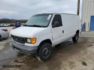2006 Ford Econoline Cargo Van with VIN 1FTNE24W76HA46436, listed as a Copart auction lot 88363915 with 122,324 mi miles and Salvage Title. Bid and sale history available at carsss.com. Image 1.