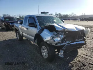 2013 Toyota Tacoma z VIN 5TFUX4EN1DX016584, wystawiony jako Copart lot #48462975 z przebiegiem 130 712 mil mil oraz Szkoda całkowita • Salvage title. Historia ofert i sprzedaży dostępna na DreamBid. Obrazek 4.