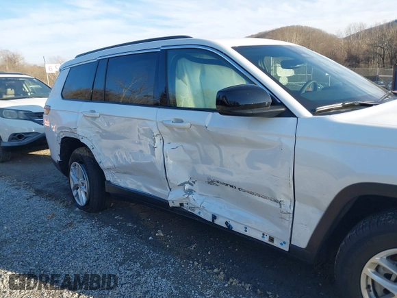 2024 Jeep Grand Cherokee Altitude X with VIN 1C4RJKAG0R8572597, listed as a IAAI auction lot 41411512 with 2,445 mi miles and . Bid and sale history available at DreamBid. Image 6.