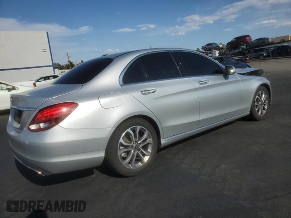2018 Mercedes-Benz C 300 с VIN 55SWF4JB8JU258588, выставлен на аукционе Copart как лот 60350455 с пробегом 89 500 миль миль и Списание • Salvage title. История ставок и продаж доступна на DreamBid. Изображение 3.