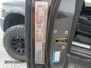 2020 Ram 2500 Limited z VIN 3C6UR5SL2LG283018, wystawiony jako Copart lot #81413464 z przebiegiem 109 774 mil mil oraz Szkoda całkowita • Salvage title. Historia ofert i sprzedaży dostępna na DreamBid. Obrazek 14.