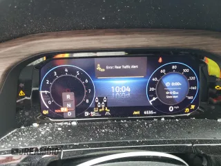 2024 Volkswagen Atlas SEL Premium R-Line with VIN 1V2FR2CA9RC555829, listed as a Copart auction lot 58841885 with 6,535 mi miles and Salvage title. Bid and sale history available at DreamBid. Image 9.