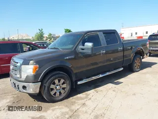 2009 Ford F-150 XL z VIN 1FTPW14V99KC41789, wystawiony jako IAAI lot #42557590 z przebiegiem 251 404 mil mil oraz . Historia ofert i sprzedaży dostępna na DreamBid. Obrazek 18.