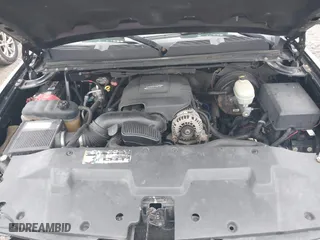 2007 Chevrolet Silverado 1500 LT w/1LT with VIN 1GCEK19J57Z513641, listed as a IAAI auction lot 41121044 with 225,809 mi miles. Bid and sale history available at carsss.com. Image 10.