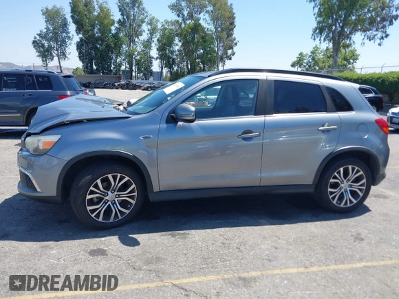 2016 Mitsubishi Outlander SEL z VIN JA4AP4AW5GZ028306, wystawiony jako IAAI lot #42304593 z przebiegiem 138 595 mil mil oraz . Historia ofert i sprzedaży dostępna na DreamBid. Obrazek 14.