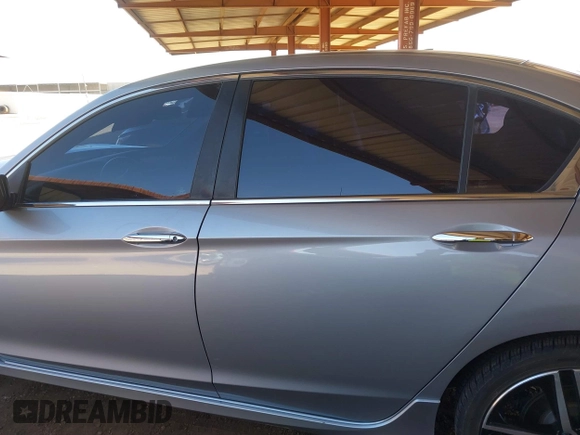 2017 Honda Accord Sedan Sport with VIN 1HGCR2F55HA124919, listed as a IAAI auction lot 41842118 with 116,136 mi miles. Bid and sale history available at carsss.com. Image 14.