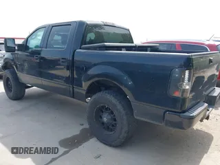 2005 Ford F-150 XLT with VIN 1FTRW12W85KF10850, listed as a IAAI auction lot 42066441 with 226,803 mi miles. Bid and sale history available at carsss.com. Image 3.