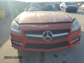 2016 Mercedes-Benz SLK-Class SLK 350 with VIN WDDPK5HA2GF116641, listed as a Copart auction lot 44751395 with 85,747 mi miles and Clean Title. Bid and sale history available at carsss.com. Image 5.