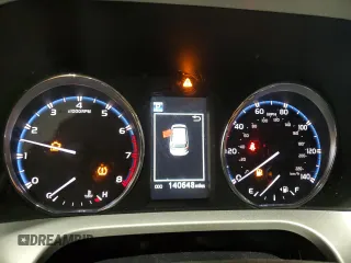 2016 Toyota RAV4 XLE с VIN JTMRFREV8GD191572, выставлен на аукционе Copart как лот 61609975 с пробегом 140 648 миль миль и Списание • Salvage title. История ставок и продаж доступна на DreamBid. Изображение 9.