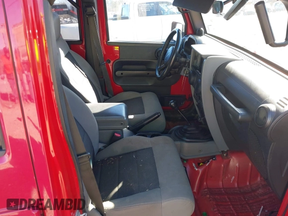 2008 Jeep Wrangler Unlimited X with VIN 1J4GB39188L649099, listed as a IAAI auction lot 41439440 with 211,291 mi miles and . Bid and sale history available at DreamBid. Image 5.