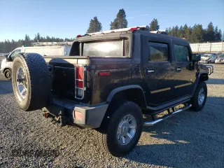 2007 Hummer H2 SUT with VIN 5GRGN22U97H102015, listed as a Copart auction lot 42251885 with 0 mi miles and Salvage Title. Bid and sale history available at carsss.com. Image 3.
