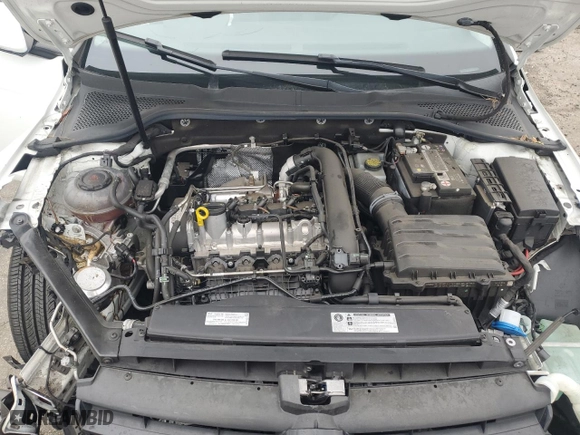 2020 Volkswagen Golf TSI with VIN 3VWG57AU1LM009105, listed as a Copart auction lot 53172025 with 46,782 mi miles and Salvage Title. Bid and sale history available at carsss.com. Image 13.