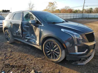 2023 Cadillac XT5 FWD Premium Luxury with VIN 1GYKNCRS1PZ122947, listed as a Copart auction lot 85589454 with 29,504 mi miles and Salvage Title. Bid and sale history available at carsss.com. Image 4.