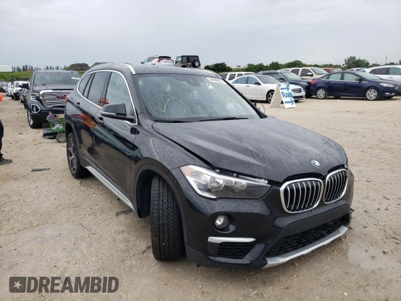 2019 BMW X1 sDrive28i with VIN WBXHU7C53K3H45727, listed as a Copart auction lot 64089932 with 17,763 mi miles. Bid and sale history available at carsss.com. Image 1.