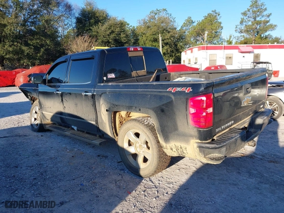 2015 Chevrolet Silverado 1500 LTZ with VIN 3GCUKSEJXFG489780, listed as a IAAI auction lot 41335608 with 140,972 mi miles. Bid and sale history available at carsss.com. Image 3.