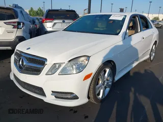 2013 Mercedes-Benz E 350 Luxury z VIN WDDHF5KB2DA741401, wystawiony jako IAAI lot #42605065 z przebiegiem 167 479 mil mil oraz . Historia ofert i sprzedaży dostępna na DreamBid. Obrazek 18.