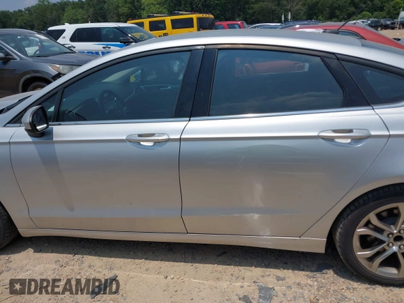 2017 Ford Fusion SE with VIN 3FA6P0HD5HR309221, listed as a IAAI auction lot 42667616 with 126,022 mi miles and . Bid and sale history available at DreamBid. Image 14.