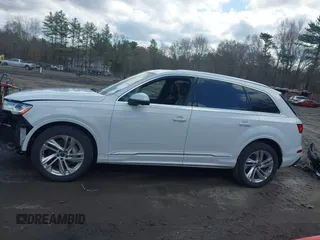 2021 Audi Q7 Premium with VIN WA1AXAF70MD021935, listed as a IAAI auction lot 41973986 with 54,267 mi miles. Bid and sale history available at carsss.com. Image 14.